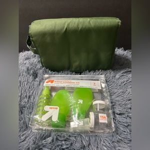 002 COMBO 2: Toiletry bag with TSA compliant travel kit containers